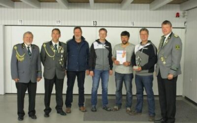 Leuchtenburger Schützen gewinnen den Ammerland-Pokal (Okt. 2016)